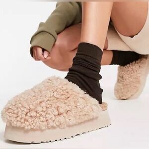 UGG Tasman Maxi Curly Platform Slipper | Sand | 8